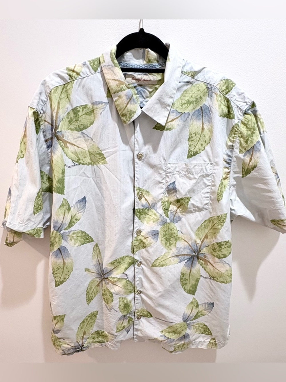 Tommy Bahama Hawaiian Floral Camp Button Short Sleeve Shirt Men M/L Silk Coastal